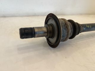 bontott BMW X3 Bal hátsó Féltengely