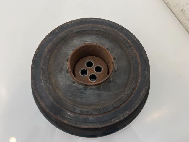 bontott BMW X3 Főtengely Szíjtárcsa