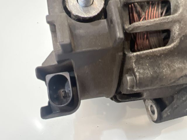 bontott BMW X3 Generátor