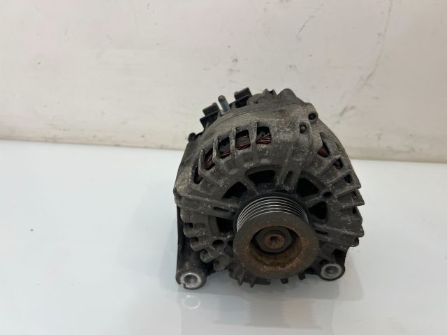 bontott BMW X3 Generátor