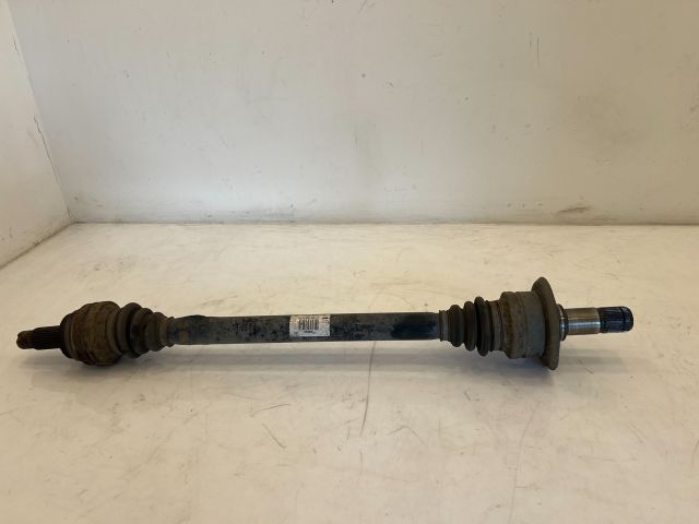 bontott BMW X3 Jobb hátsó Féltengely