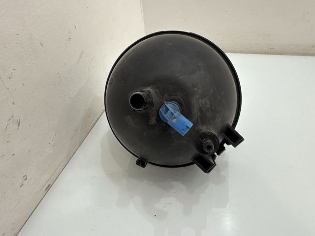 bontott BMW X3 Kiegyenlítő Tartály