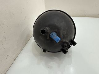 bontott BMW X3 Kiegyenlítő Tartály