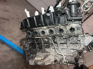 bontott BMW X3 Motorblokk (Fűzött)
