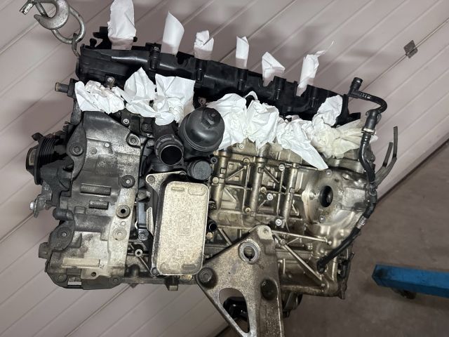 bontott BMW X3 Motorblokk (Fűzött)