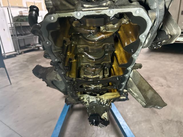 bontott BMW X3 Motorblokk (Fűzött)