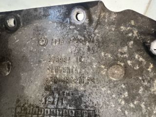 bontott BMW X3 Olajteknő