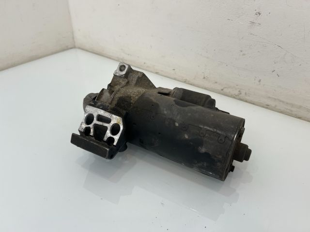 bontott BMW X3 Önindító