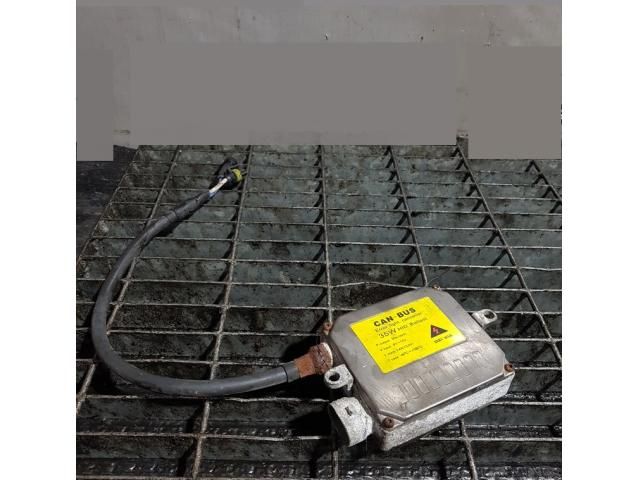 bontott BMW X3 Xenon Trafó