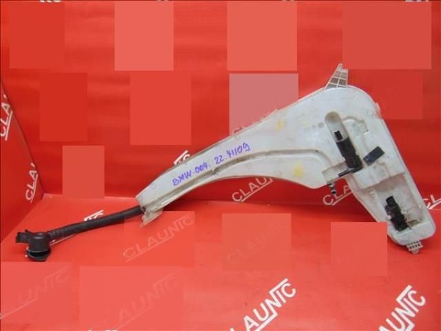 bontott BMW X4 Ablakmosó Tartály