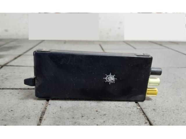 bontott BMW X4 Antenna Erősítő