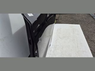bontott BMW X4 Bal hátsó Ajtó (Üres lemez)