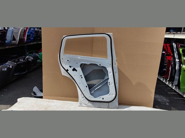 bontott BMW X4 Bal hátsó Ajtó (Üres lemez)