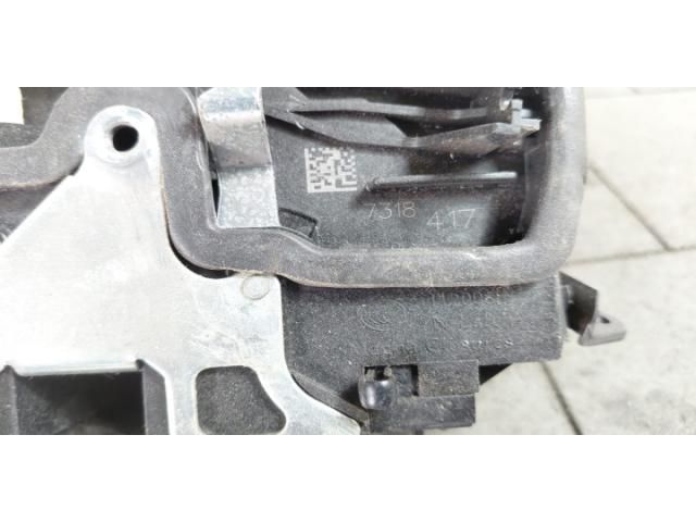 bontott BMW X4 Bal hátsó Ajtózár