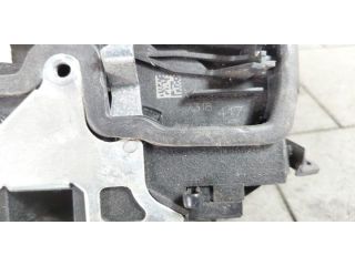 bontott BMW X4 Bal hátsó Ajtózár