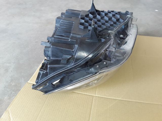 bontott BMW X4 Bal Ledes Fényszóró