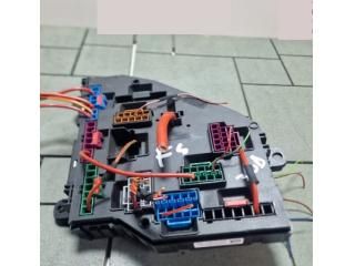 bontott BMW X4 Biztosítéktábla Utastér