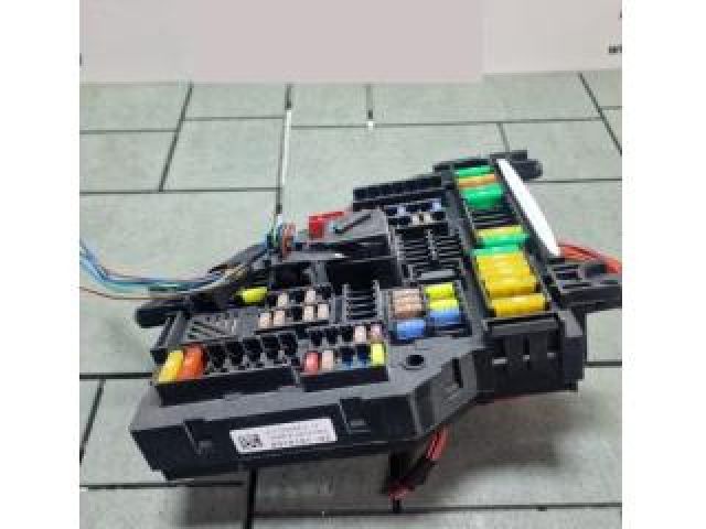 bontott BMW X4 Biztosítéktábla Utastér