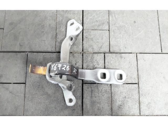 bontott BMW X4 Csomagtérajtó Bal Zsanér