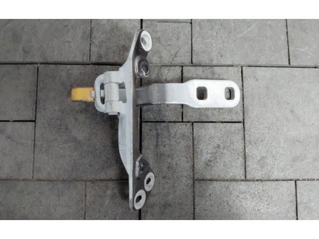 bontott BMW X4 Csomagtérajtó Bal Zsanér