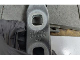 bontott BMW X4 Csomagtérajtó Jobb Zsanér