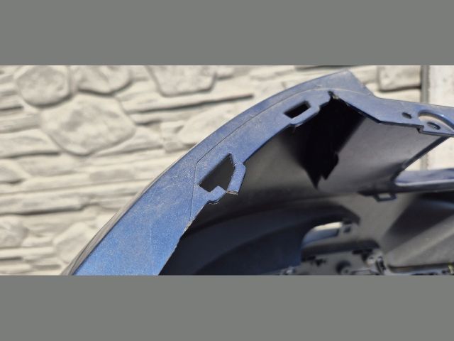 bontott BMW X4 Hátsó Lökhárító (Üresen)