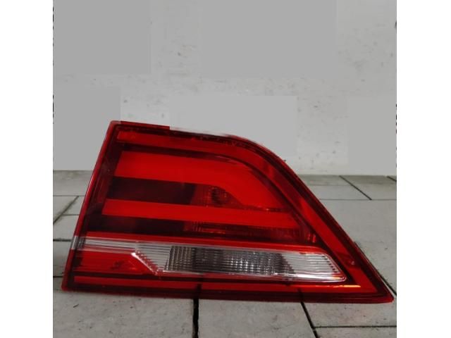 bontott BMW X4 Jobb Belső Hátsó Lámpa