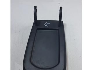 bontott BMW X4 Könyöklő