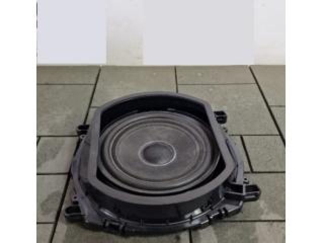 bontott BMW X4 Mélynyomó Hangszóró