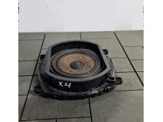 bontott BMW X4 Mélynyomó Hangszóró