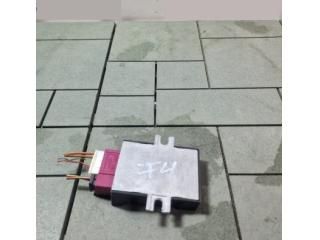 bontott BMW X4 Üzemanyag Befecskendező Vezérlő