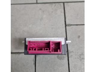 bontott BMW X4 Üzemanyag Befecskendező Vezérlő