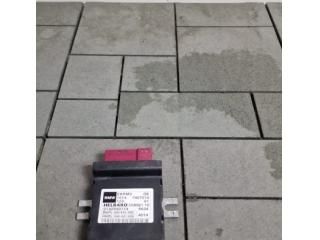 bontott BMW X4 Üzemanyag Befecskendező Vezérlő