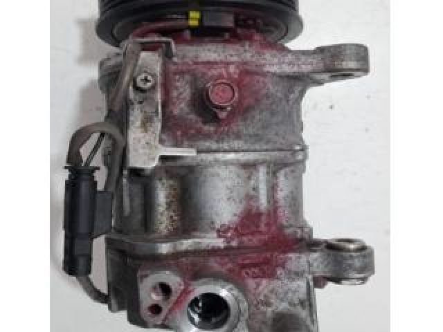 bontott BMW X4 Klímakompresszor