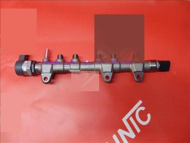 bontott BMW X4 Porlasztó Sor / Híd