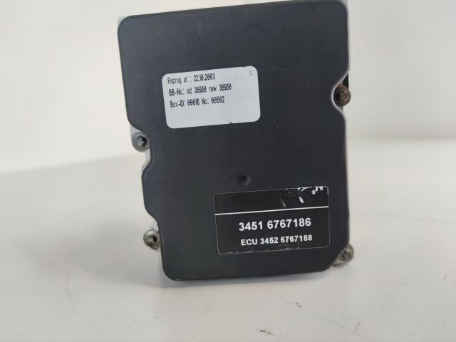 bontott BMW X5 ABS Kocka