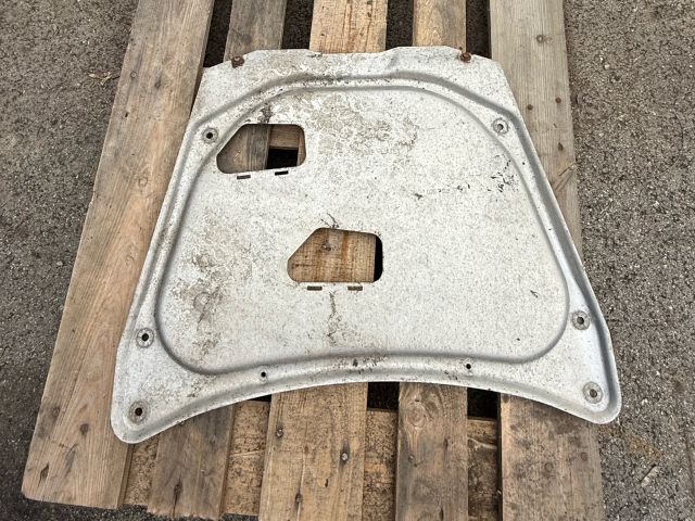 bontott BMW X5 Alsó Motorburkolat