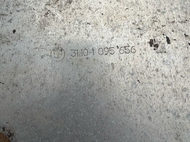 bontott BMW X5 Alsó Motorburkolat