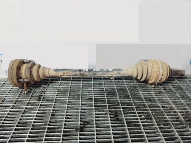 bontott BMW X5 Bal hátsó Féltengely