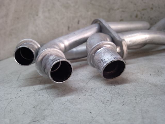 bontott BMW X5 Fűtőradiátor Vízcső Felső