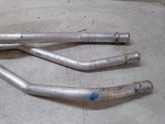 bontott BMW X5 Fűtőradiátor Vízcső Felső