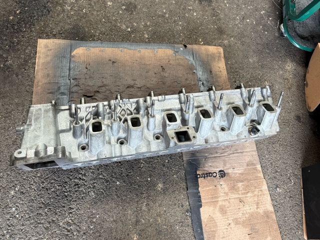 bontott BMW X5 Hengerfej