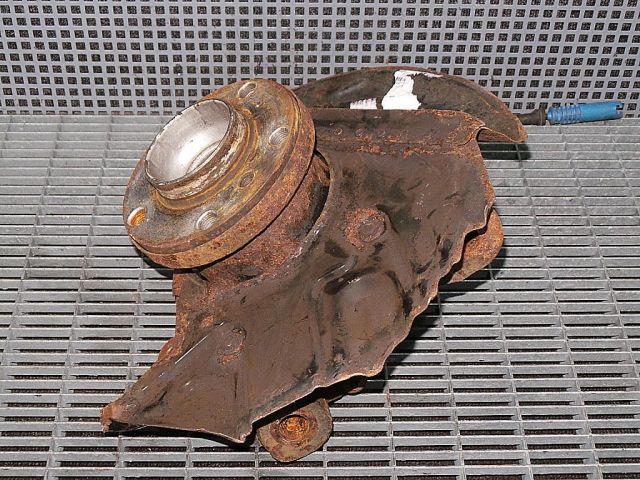 bontott BMW X5 Jobb első Csonkállvány