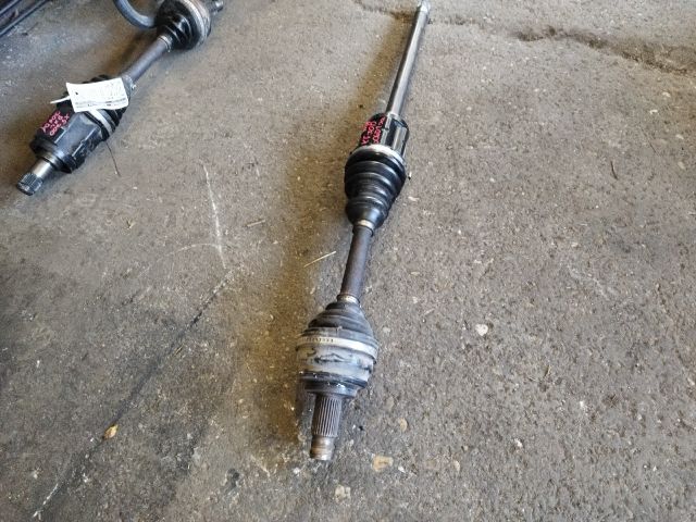 bontott BMW X5 Jobb Féltengely