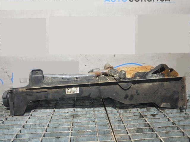 bontott BMW X5 Kiegyenlítő Tartály