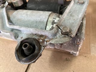 bontott BMW X5 Légkompresszor