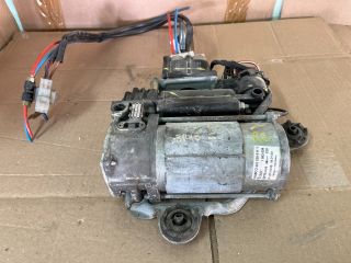 bontott BMW X5 Légkompresszor