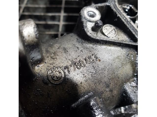 bontott BMW X5 Olajszűrő Ház