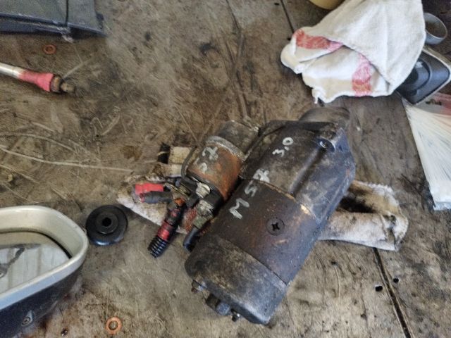 bontott BMW X5 Önindító