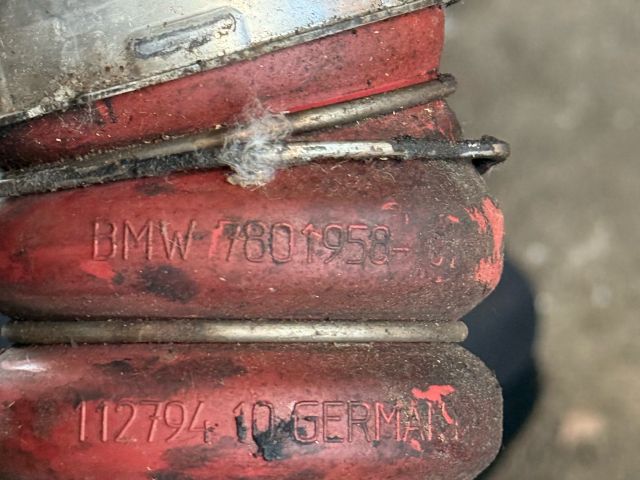 bontott BMW X5 Turbócső